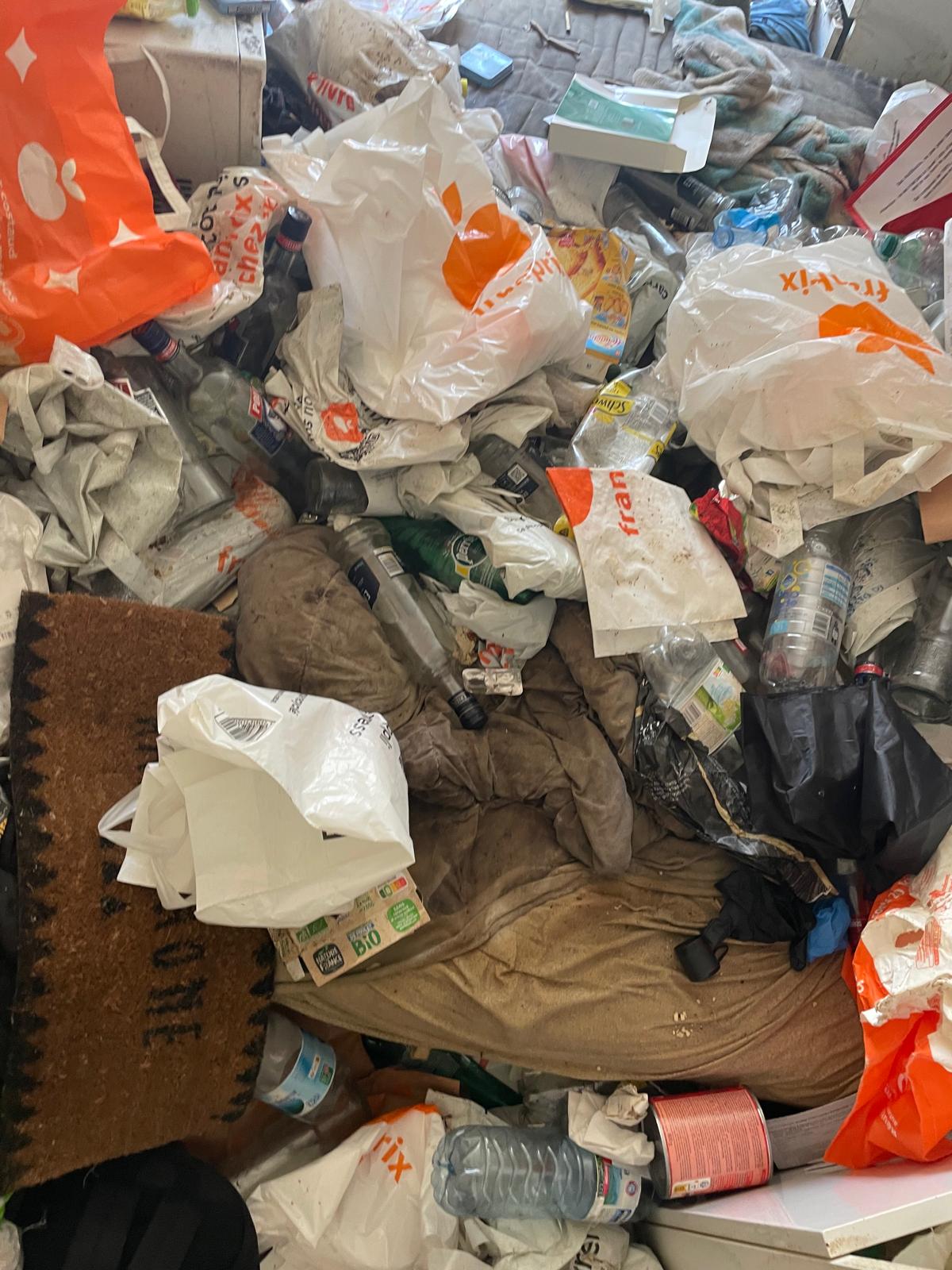 Faut-il utiliser du matériel jetable ou recyclable ? IMG 20250701 WA0011